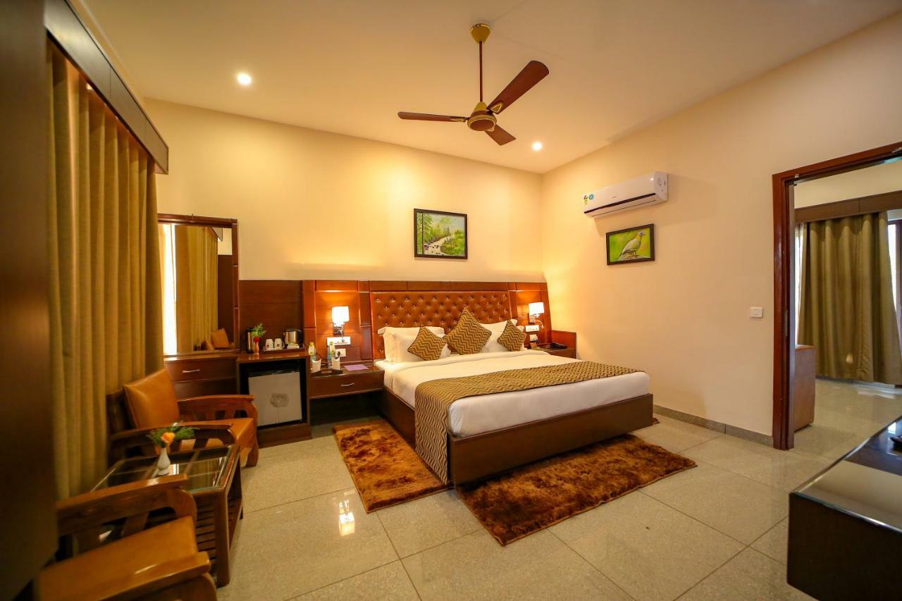 Corbett The Baagh Spa & Resort Rāmnagar Eksteriør bilde
